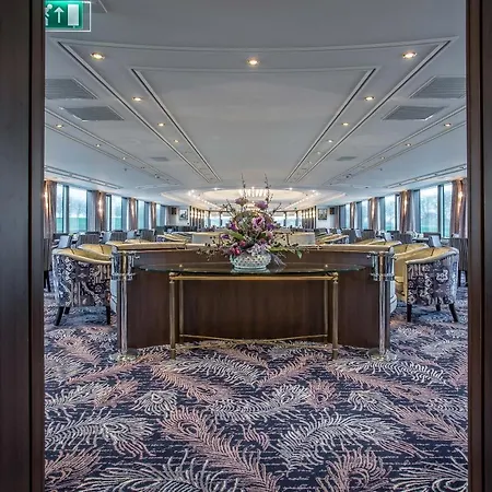 Botel Viva Riverside Frankfurt *