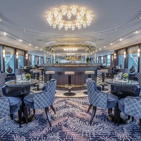 Viva Riverside Frankfurt Botel